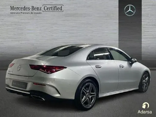 Usado Mercedes CLA200 163 CV (119 kW) 2023 Plata iridio