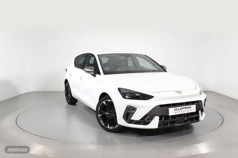 Blanco Usado 2024 Cupra Leon Berlina | 27.300 € (Precio justo) - Imagen 1/4