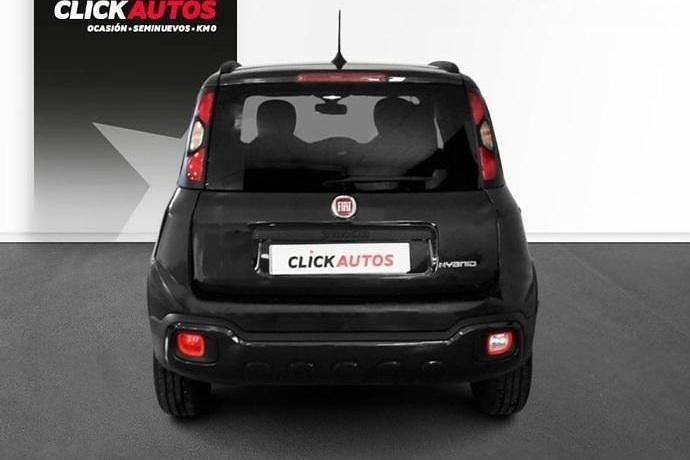 Usado Fiat Panda Cross Cross 70 CV (51 kW) 2024 Utilitario