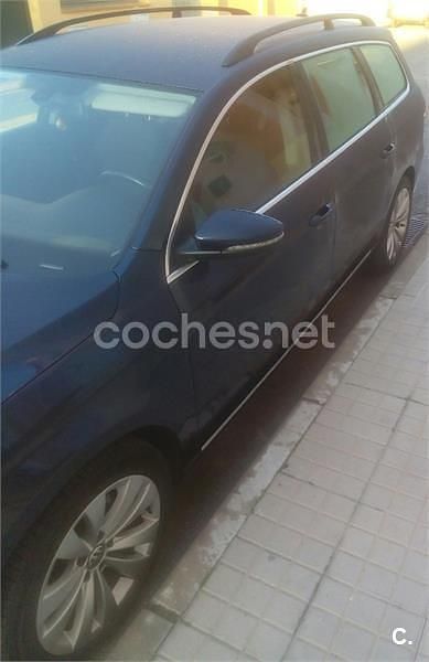 Usado VW Passat Advance 140 CV (102 kW) 2013 Azul Familiar