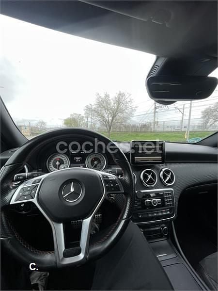 Usado Mercedes A200 Urban 136 CV (100 kW) 2015 Negro Berlina