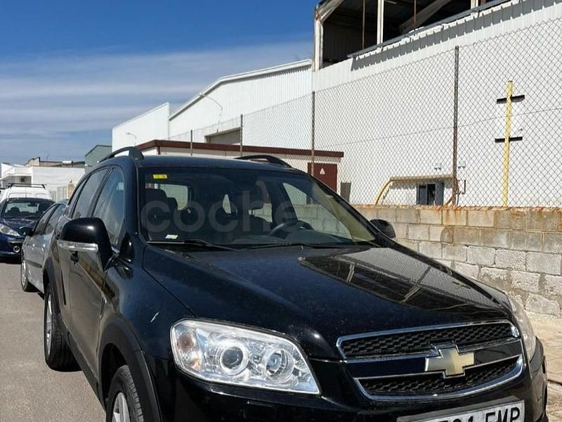 Usado Chevrolet Captiva 150 CV (110 kW) 2007 Negro SUV