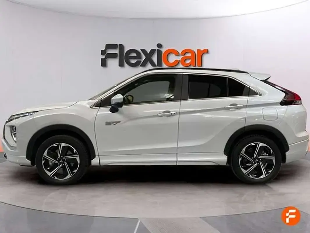 Usado Mitsubishi Eclipse Cross 188 CV (138 kW) 2023 Blanco SUV