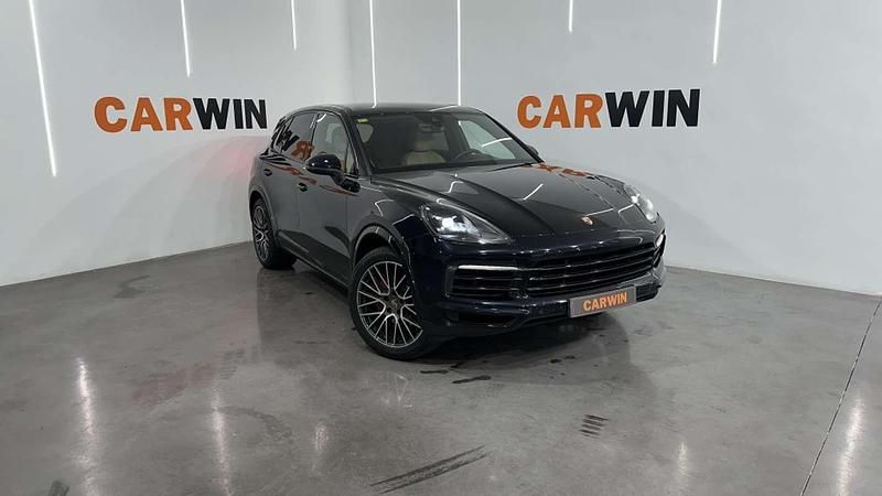 Negro Usado 2018 Porsche Cayenne SUV | 41.900 € (Precio justo) - Imagen 1/4