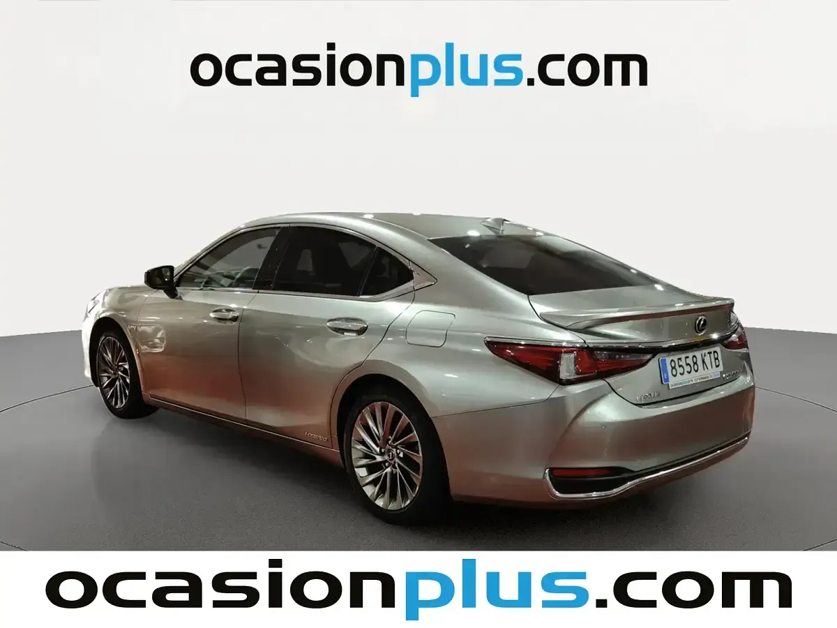 Usado Lexus ES300H Luxury Line 218 CV (160 kW) 2019 Gris Berlina