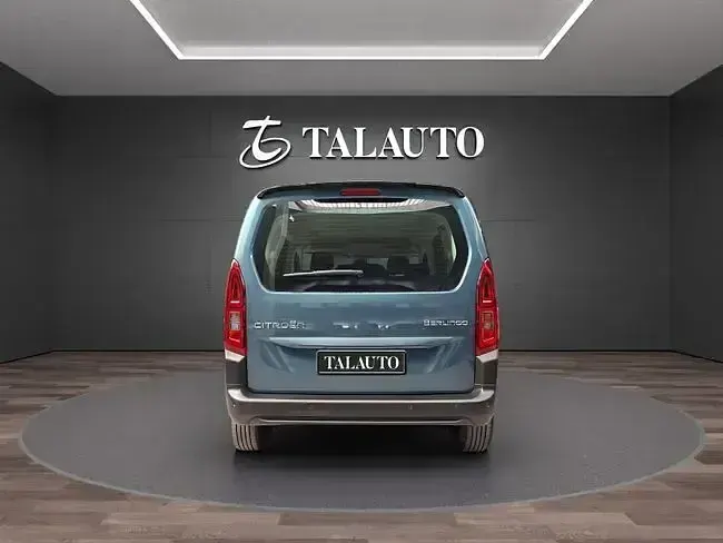 Usado Citroën Berlingo 102 CV (75 kW) 2025 Azul Monovolumen