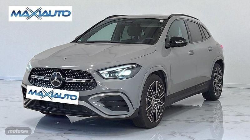 Gris Usado 2025 Mercedes GLA220 AMG line SUV | 55.900 € (Caro) - Imagen 1/4