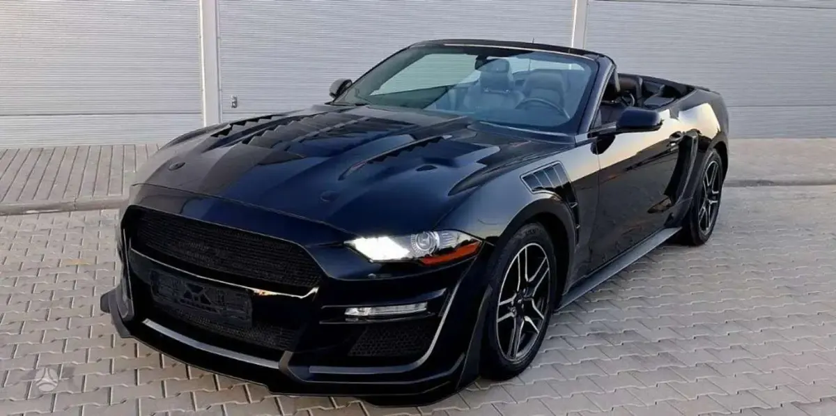 Usado Ford Mustang Convertible 290 CV (213 kW) 2019 Negro Descapotable