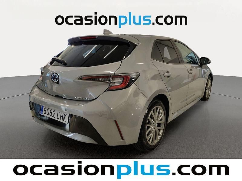 Usado Toyota Corolla 122 CV (89 kW) 2020 Gris Utilitario