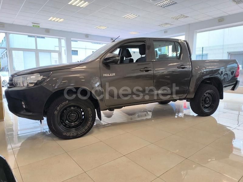 Usado Toyota HiLux 150 CV (110 kW) 2019 Marrón Recogida