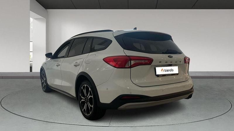 Usado Ford Focus Active 125 CV (91 kW) 2019 Blanco Familiar