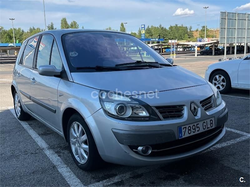 Gris / plata Usado 2009 Renault Scénic III Dynamique Monovolumen | 4000 € (Super precio) - Imagen 1/4