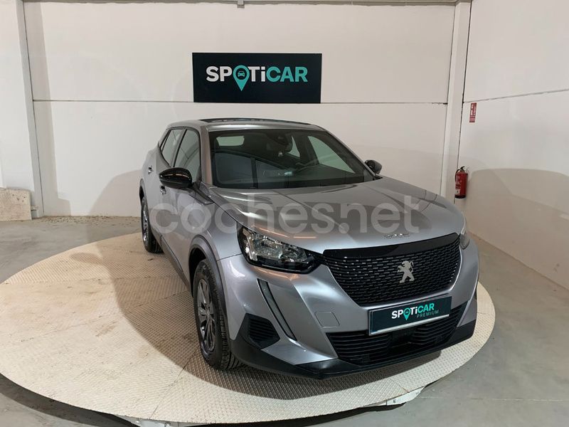 Gris / plata Usado 2023 Peugeot 2008 Active SUV | 23.000 € (Caro) - Imagen 1/4