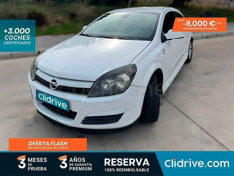 Usado Opel Astra GTC Sport 110 CV (80 kW) 2009 Blanco Berlina