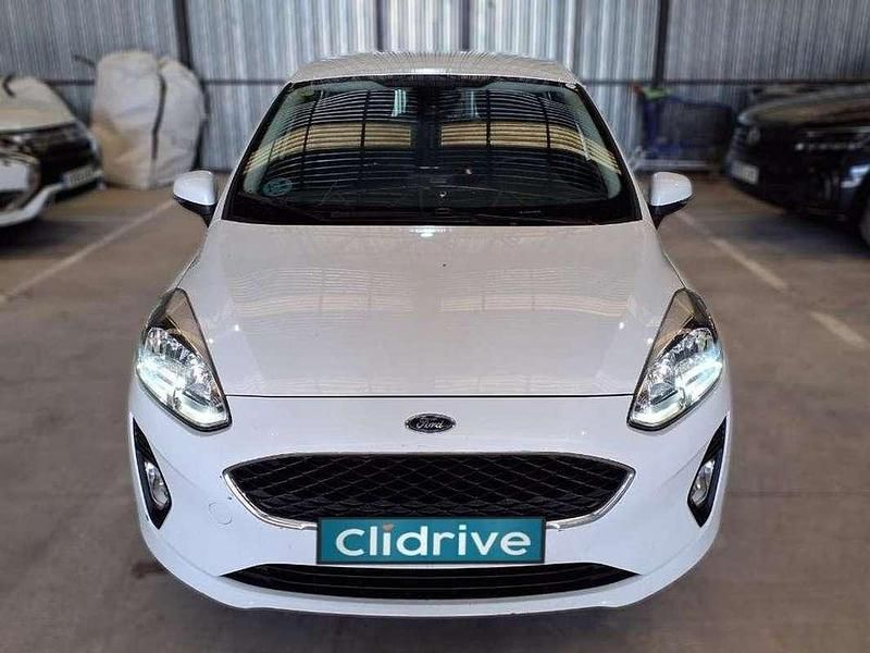 Usado Ford Fiesta Trend 75 CV (55 kW) 2020 Blanco Utilitario