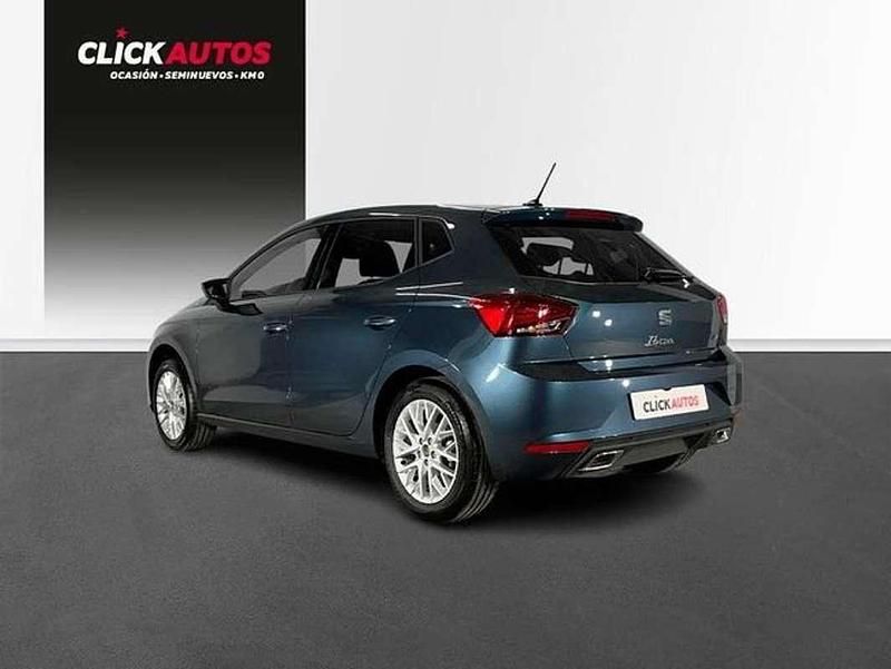Usado Seat Ibiza FR 110 CV (80 kW) 2023 Gris Berlina