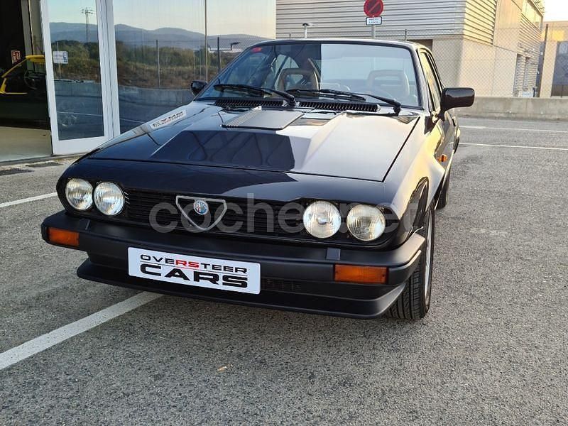 Usado Alfa Romeo GTV 160 CV (117 kW) 1983 Negro Coupe