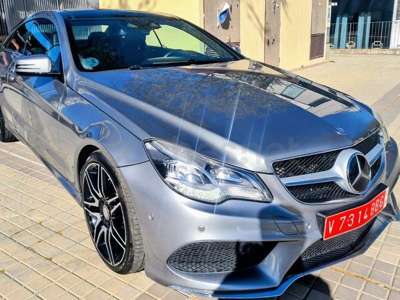 Usado Mercedes E320 272 CV (200 kW) 2015 Gris / plata Coupe