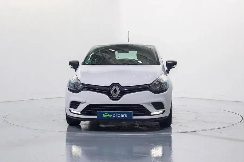 Usado Renault Clio IV Life 75 CV (55 kW) 2017 Blanco Berlina