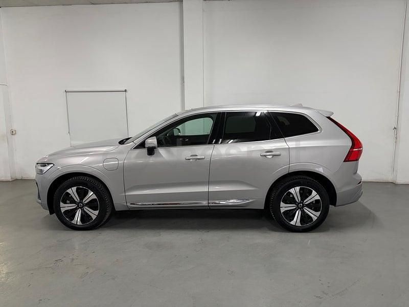 Usado Volvo XC60 Plus 350 CV (257 kW) 2024 Gris / plata SUV