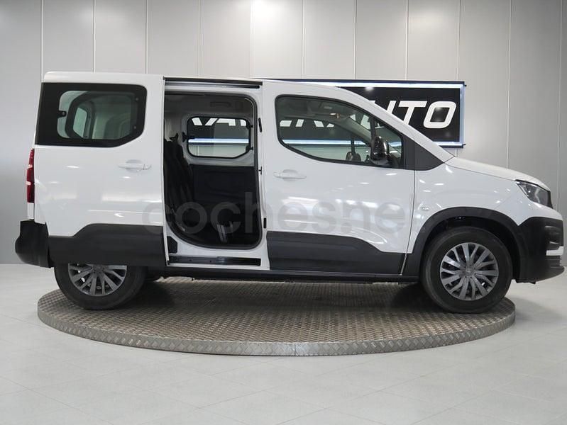Usado Peugeot Rifter Active 102 CV (75 kW) 2022 Blanco Monovolumen