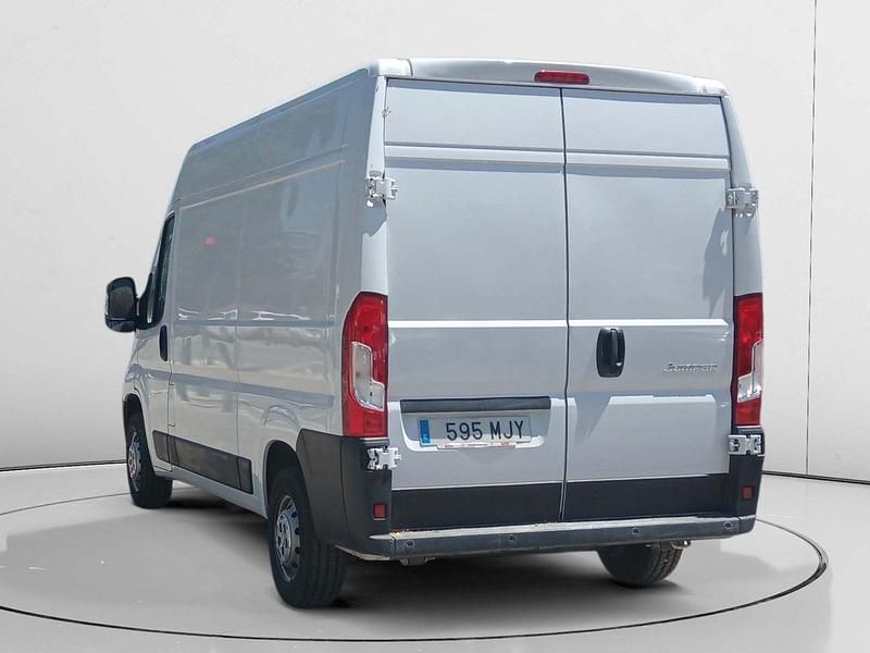 Usado Citroën Jumper 120 CV (88 kW) 2023 Blanco Monovolumen