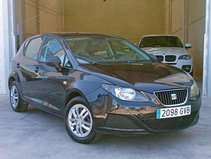 Negro Usado 2010 Seat Ibiza Reference Utilitario | 5490 € (Precio justo) - Imagen 1/4