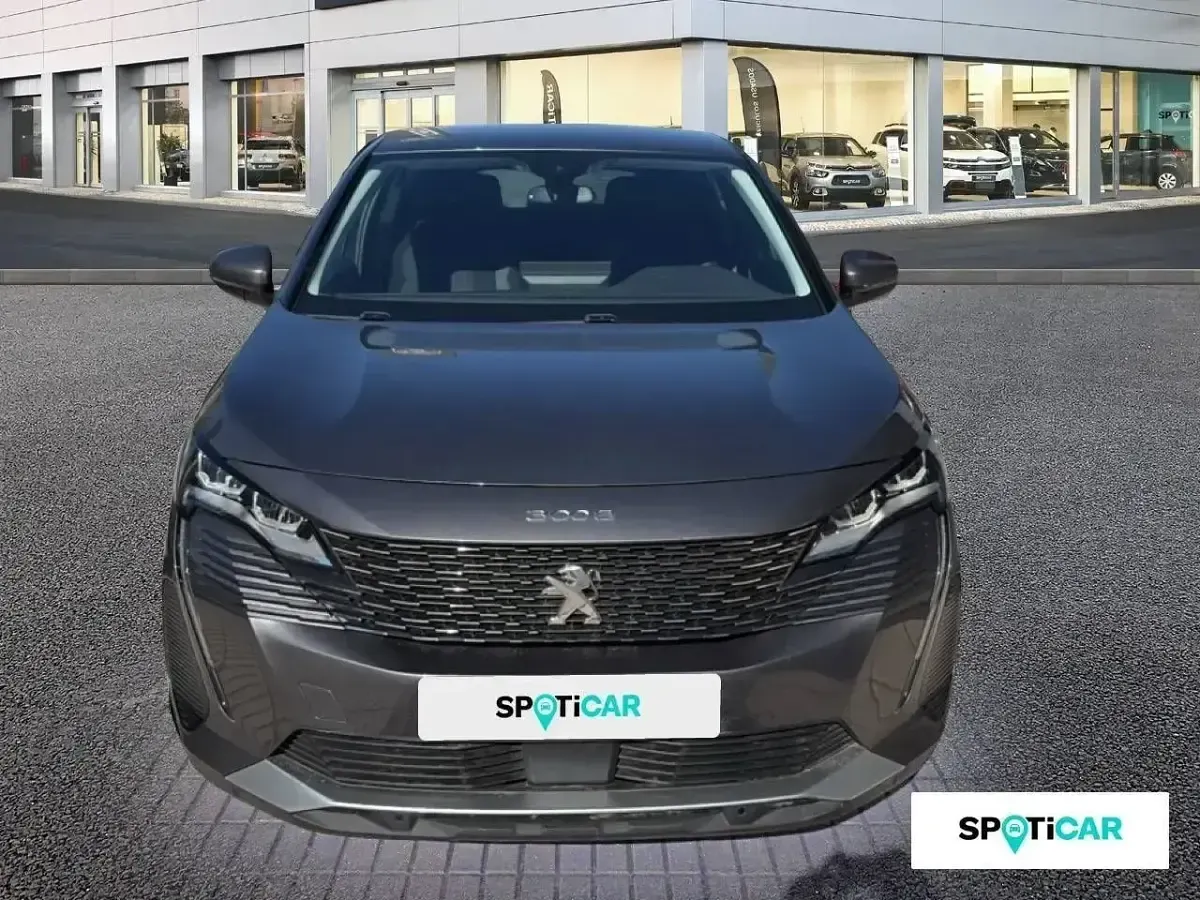Usado Peugeot 3008 Active 130 CV (95 kW) 2021 Gris SUV