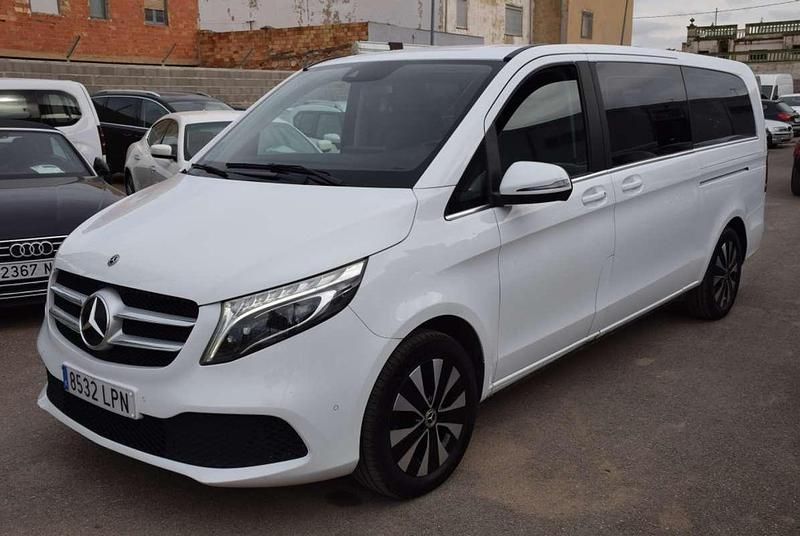 Usado Mercedes V250 Avantgarde 190 CV (139 kW) 2021 Blanco Monovolumen