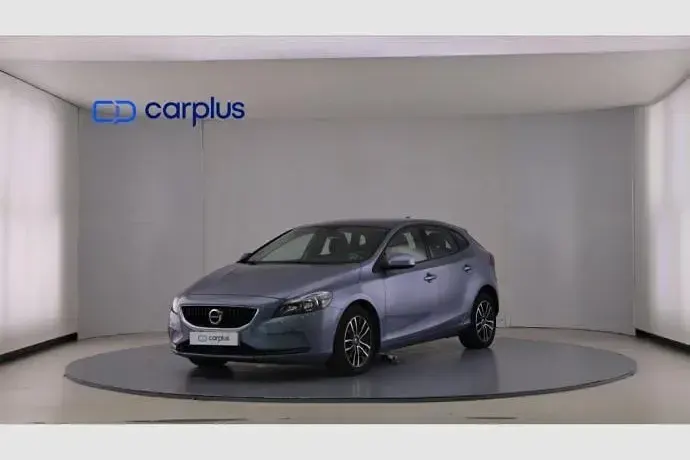 Usado Volvo V40 Momentum 120 CV (88 kW) 2016