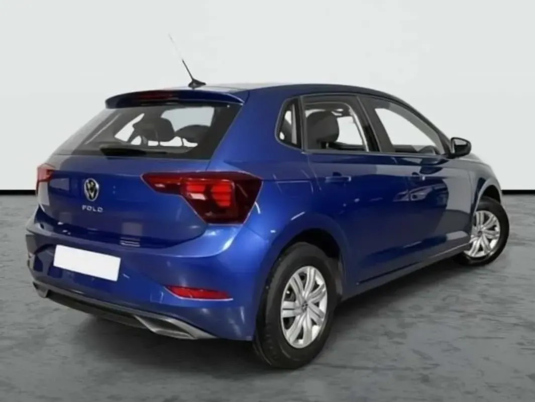 Usado VW Polo Trendline 95 CV (69 kW) 2022 Azul Utilitario