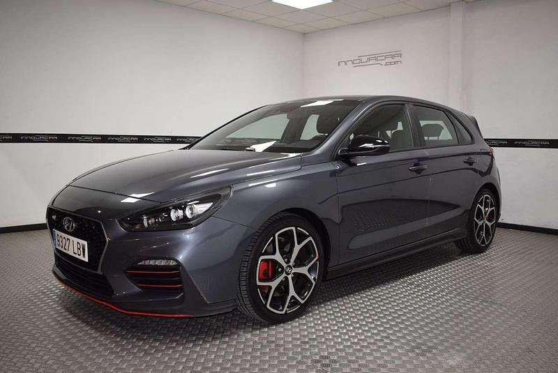 Gris Usado 2019 Hyundai i30 Utilitario | 23.500 € (Buen precio) - Imagen 1/4