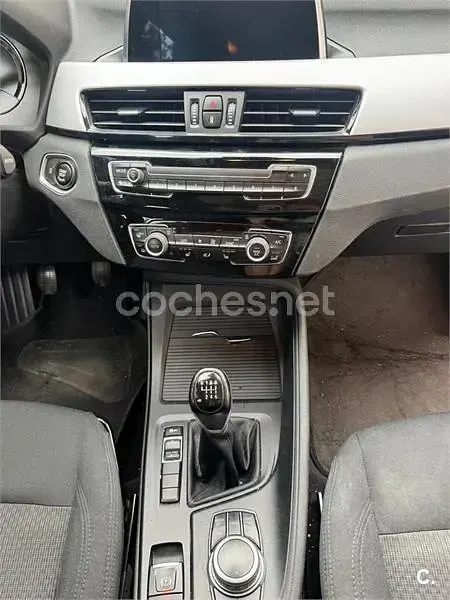 Usado BMW X1 150 CV (110 kW) 2018 Gris / plata SUV