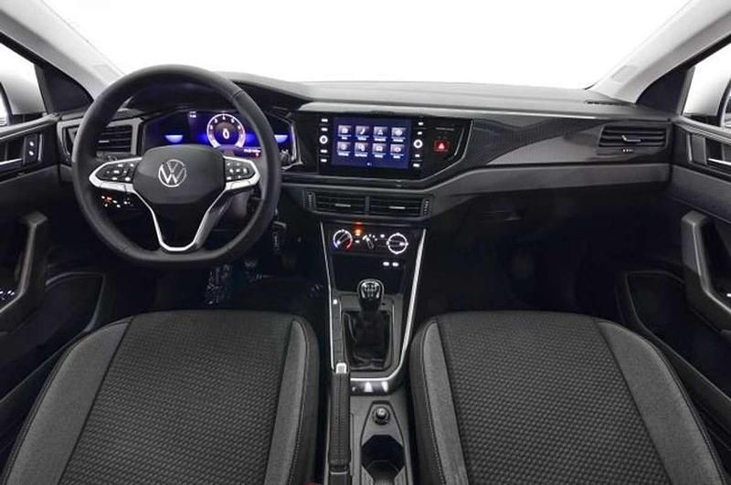 Usado VW Polo 95 CV (69 kW) 2023 Blanco Utilitario