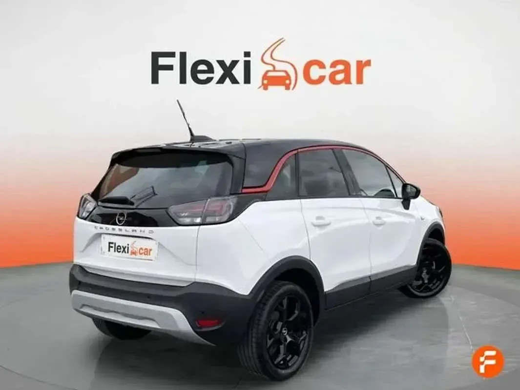 Usado Opel Crossland GS Line 110 CV (80 kW) 2022 Blanco SUV