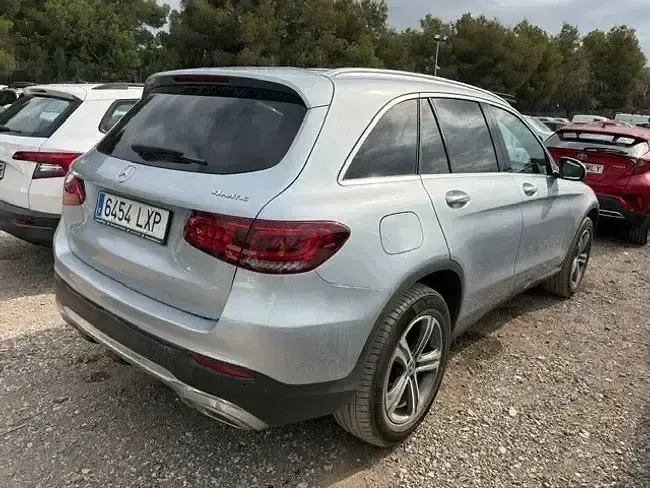 Usado Mercedes GLC300 245 CV (180 kW) 2022 Blanco SUV