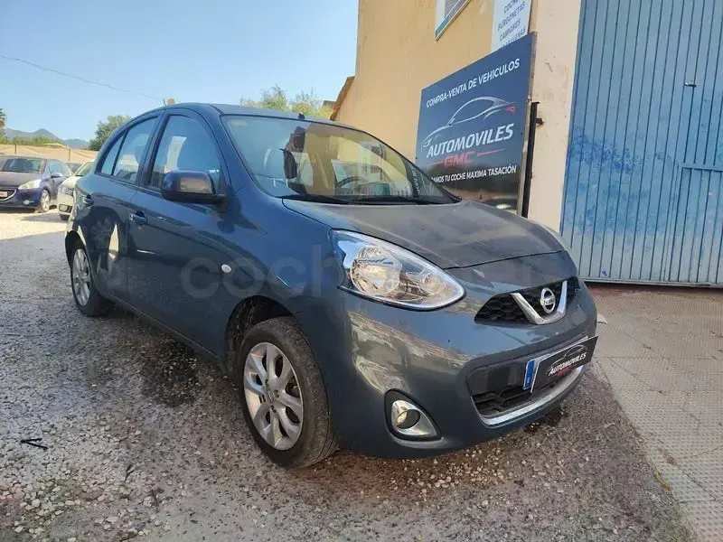 Usado Nissan Micra Tekna 80 CV (58 kW) 2016 Gris / plata Utilitario