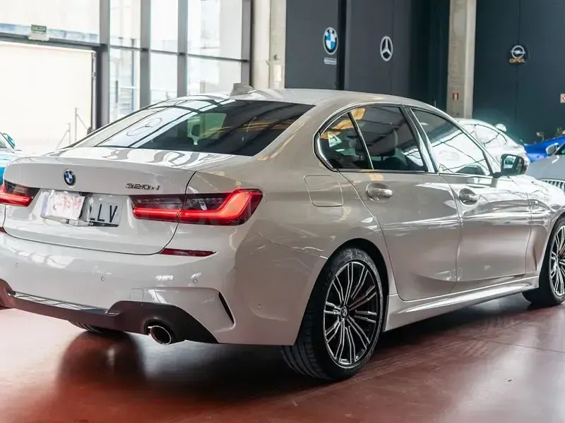 Usado BMW 320 Comfort Edition 190 CV (139 kW) 2020 Blanco Berlina