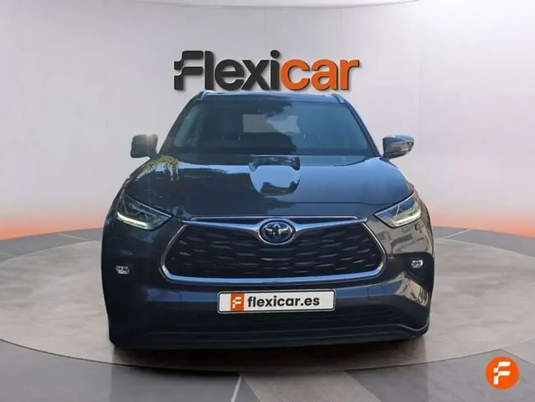 Usado Toyota Highlander Advance 246 CV (180 kW) 2022 Gris SUV