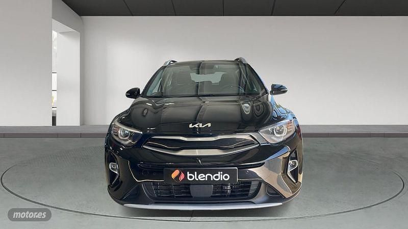 Usado Kia Stonic 100 CV (73 kW) 2024 Negro SUV