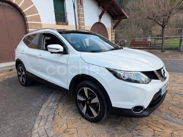 Usado Nissan Qashqai N-Connecta 110 CV (80 kW) 2017 Blanco SUV