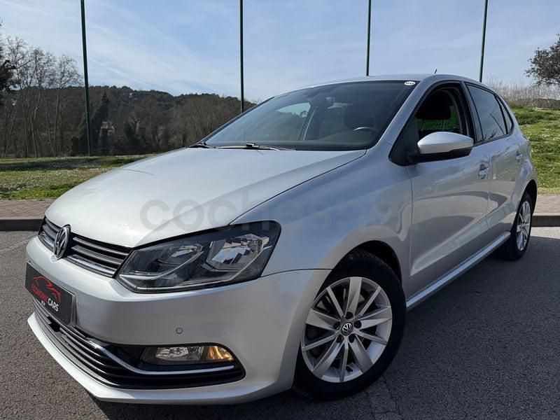 Usado VW Polo Sportline 110 CV (80 kW) 2015 Gris / plata Berlina