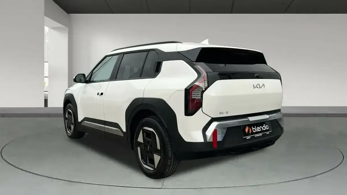 Usado Kia EV3 Earth 150 kW (204 CV) 2024 Blanco SUV