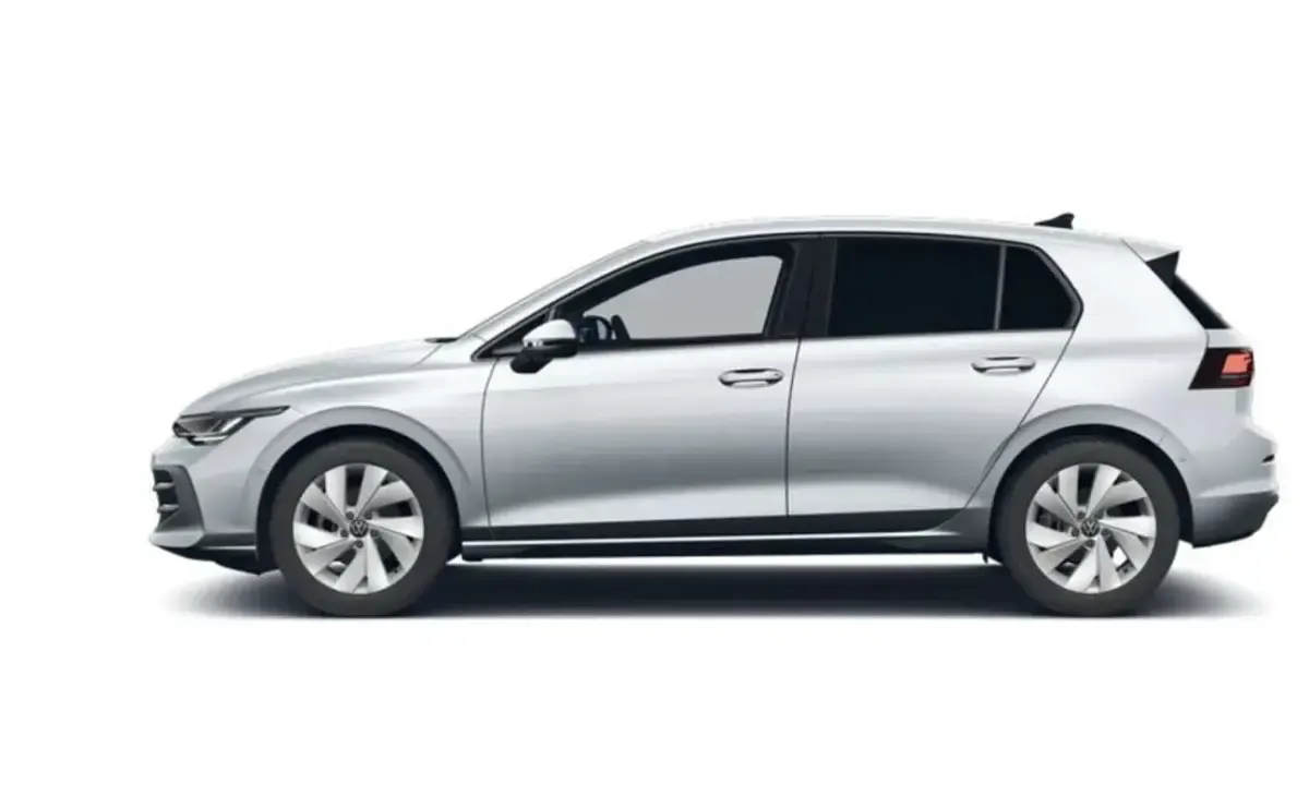 Nuevo VW Golf VIII 116 CV (85 kW) 2026 Plateado Utilitario
