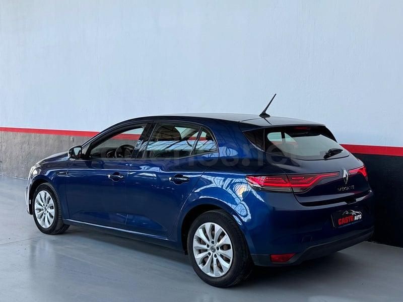 Usado Renault Mégane IV Intens 115 CV (84 kW) 2021 Azul Berlina