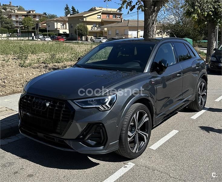 Usado Audi Q3 Sport 150 CV (110 kW) 2023 Gris / plata SUV