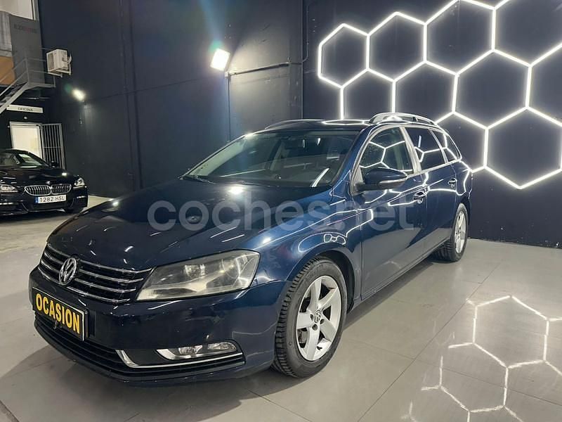 Usado VW Passat Advance 105 CV (77 kW) 2012 Azul Familiar