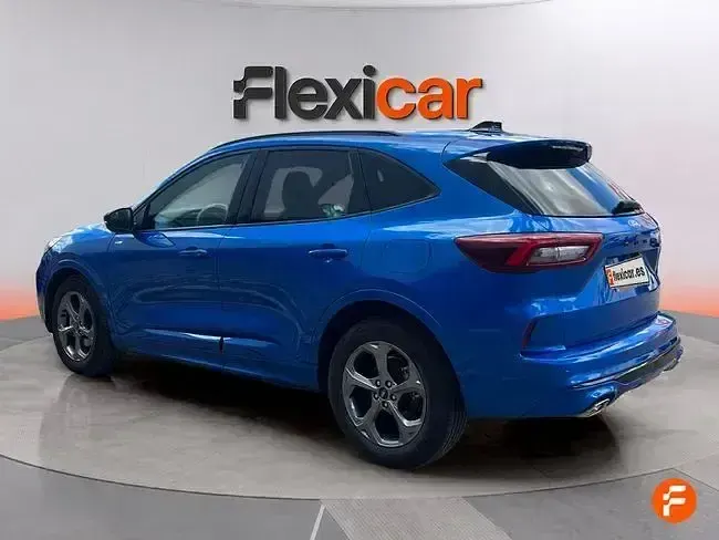 Usado Ford Kuga ST-Line 150 CV (110 kW) 2025 Azul SUV