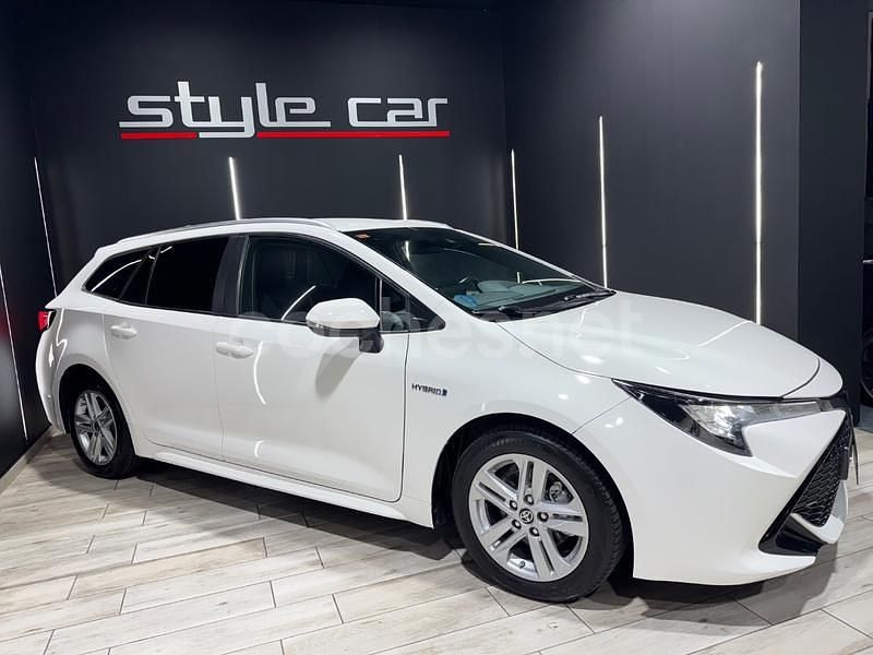 Usado Toyota Corolla Business Edition 122 CV (89 kW) 2021 Blanco Familiar