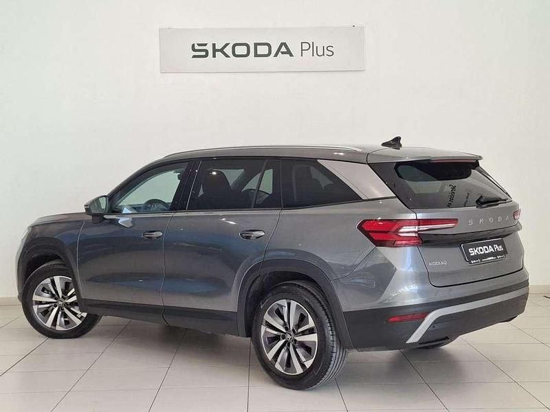 Usado Skoda Kodiaq Selection 150 CV (110 kW) 2025 Gris SUV